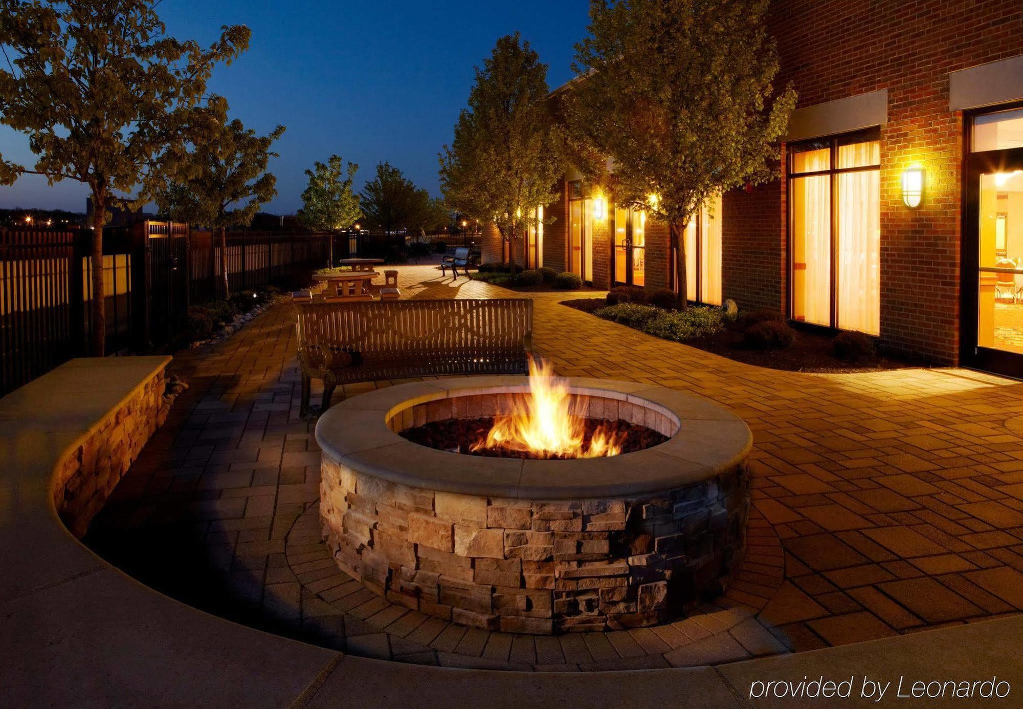 Hotel Courtyard Hamilton Exterior foto